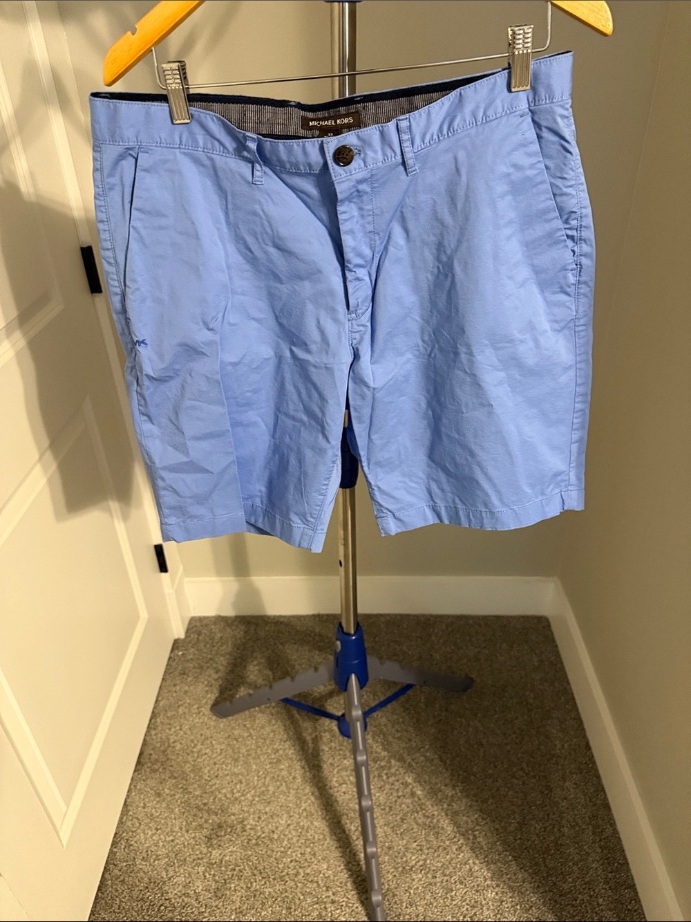 Michael Kors Men's Light Blue Flat Front Chino Shorts